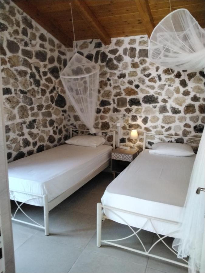 Bungalow Nefeli Агиос-Гордиос Экстерьер фото