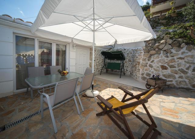 Bungalow Nefeli Агиос-Гордиос Экстерьер фото